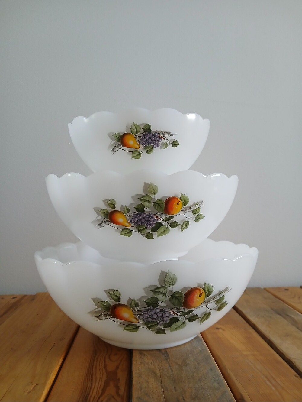 Vintage Arcopal 'Fruits De France' Bowls Complete Set Of 3 1970's Milk Glass